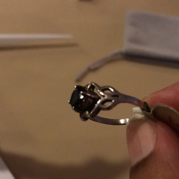 GEMSTONE RING US 7 🎥 - Picture 9 of 9